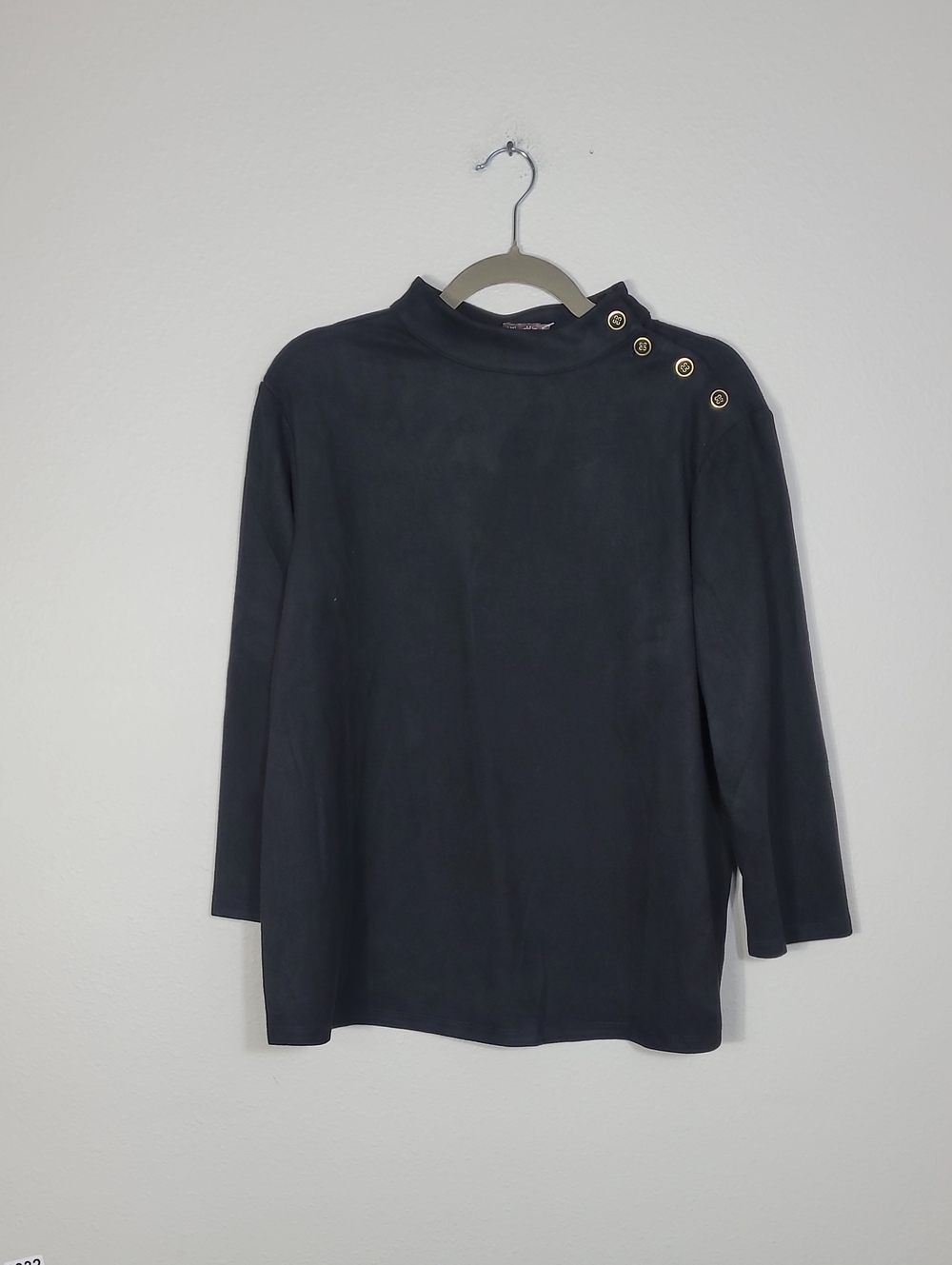 NWT J.McLaughlin Cambrie Faux Suede Top Size XL Black Button Neck